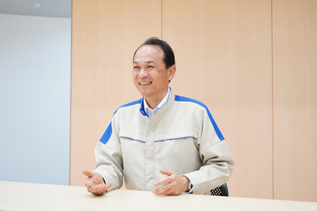 Toshinori Agatsuma who led ADC research team